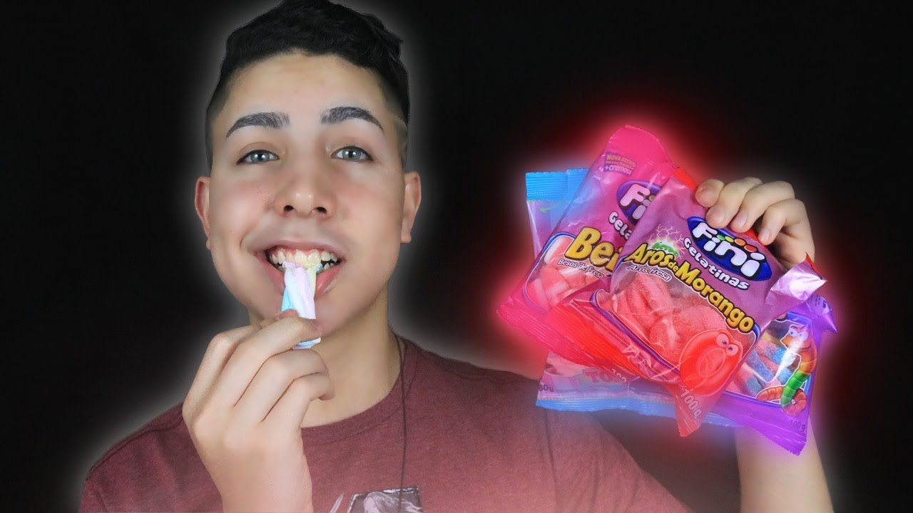 ASMR COMENDO FINI – SONS DE MASTIGAÇÃO [BINAURAL ORELHA A ORELHA]
