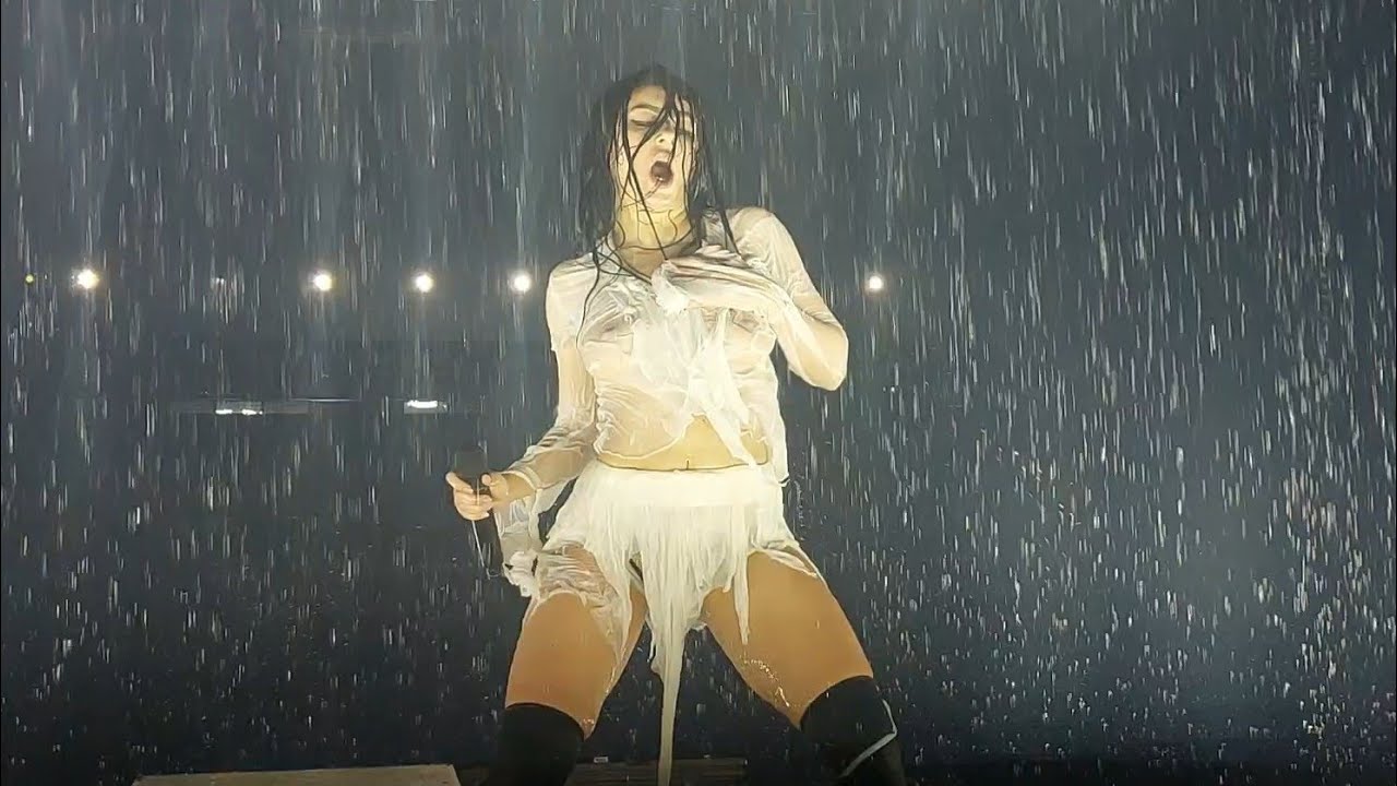 Charli XCX - Track 10 (Live) (BRAT Tour, OVO Hydro, Glasgow, 02/12/2024)