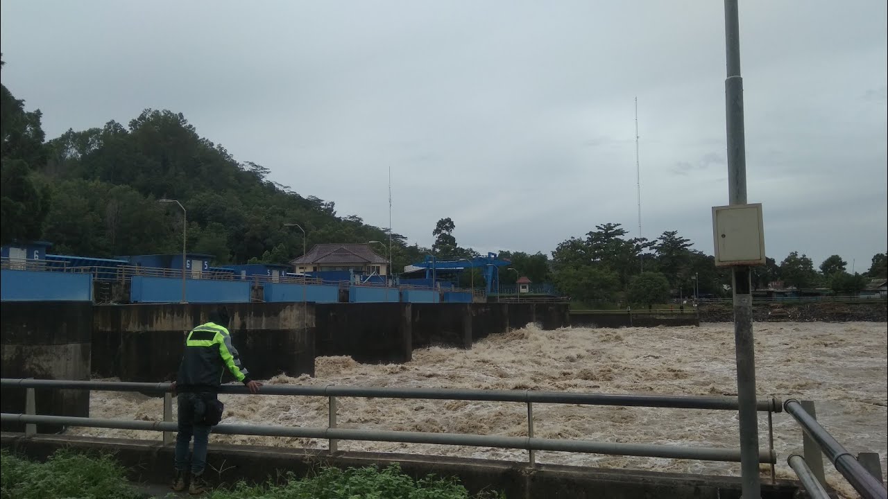 Banjir Sungai Serayu