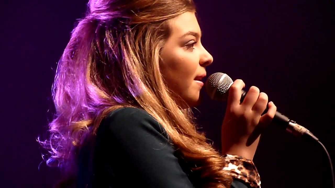 Caroline Costa - Comment Vivre Sans Toi