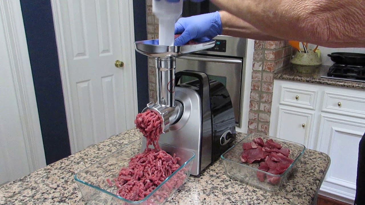 KALORIK Electric Meat Grinder short demo grinding 2.75 lbs of lean beef chuck with medium blade.