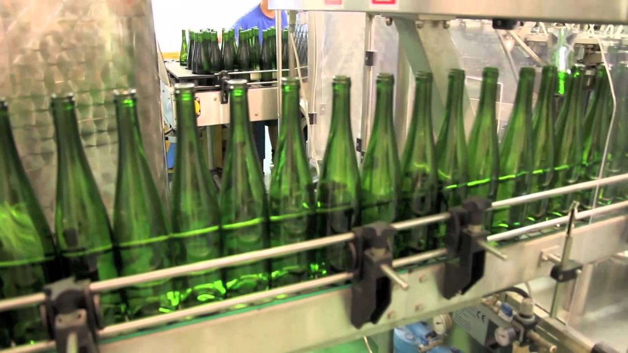 Embouteillage du Vin d'Alsace Ruhlmann