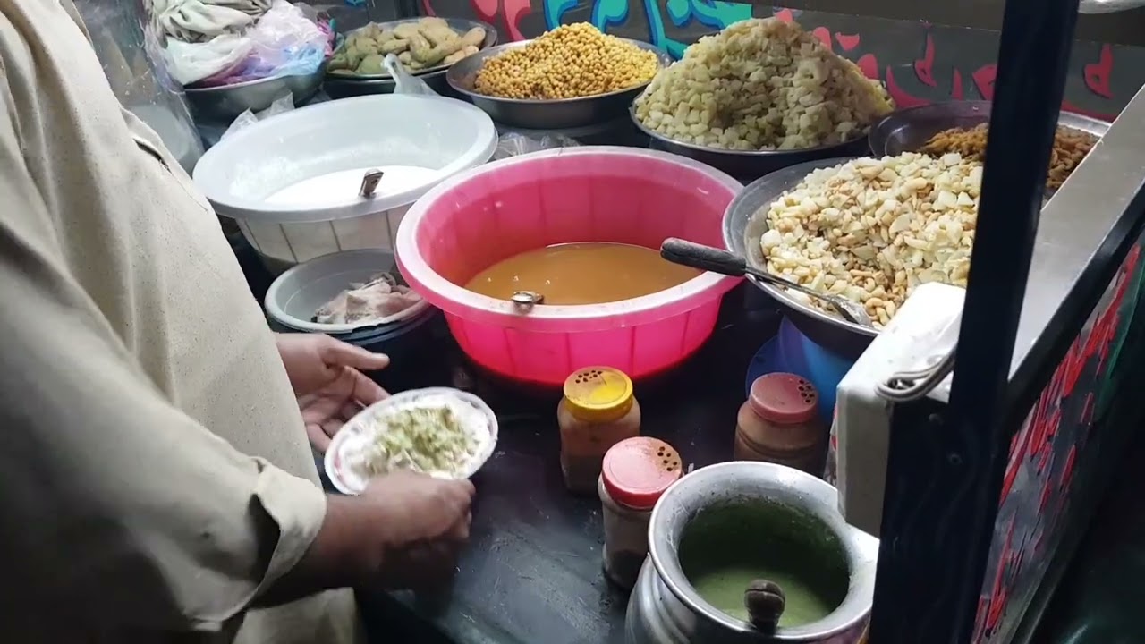 Aloo Chanay Chana Chaat|Papri chaat Rs100|چنا چاٹ| Dina(jhelum)Food Street #chanachaatrecipe