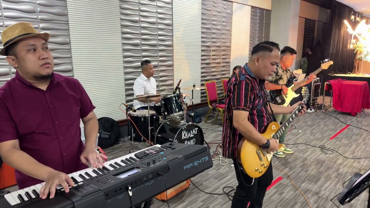 BUJANG SEMALAM // ALON LUPENG FT KHALAT BAND // MAJLIS PERKAHWINAN GERRY & BERNARDINE DI PCC DEMAK