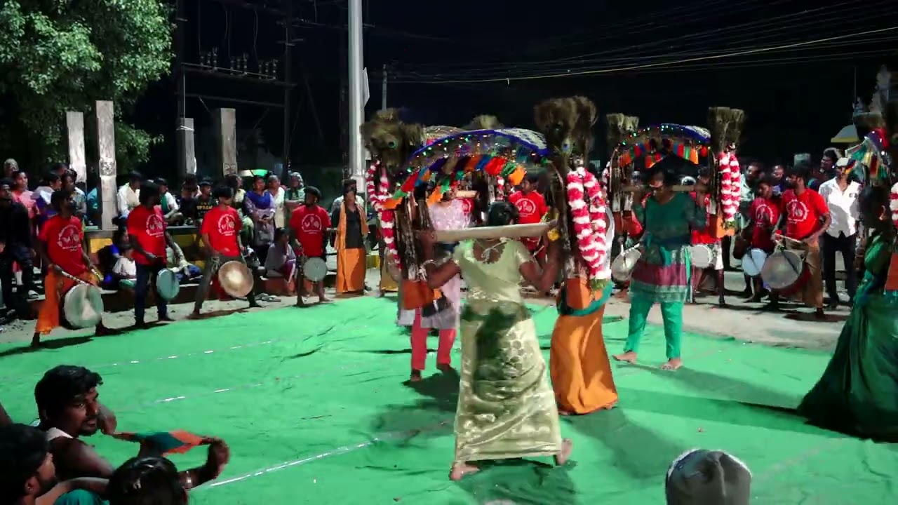 Kavadi attam ஸ்ரீ சஷ்டிநாயகா காவடி குழுவின் 16ம் ஆண்டு பழனி பாதயாத்திரை பகுதி5 #palani #god #murugan