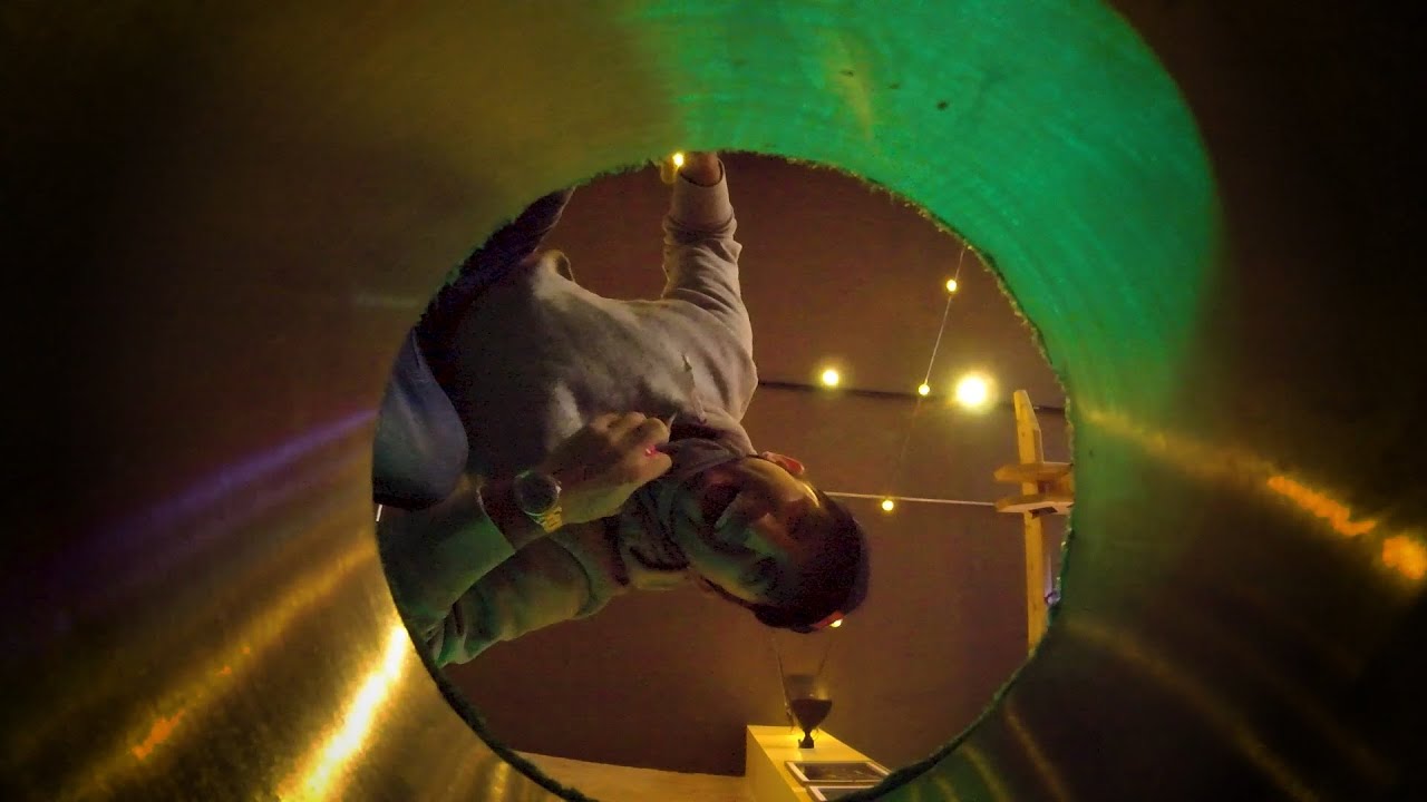 Chicago’s First Indoor Mini-Golf Bar And Lounge