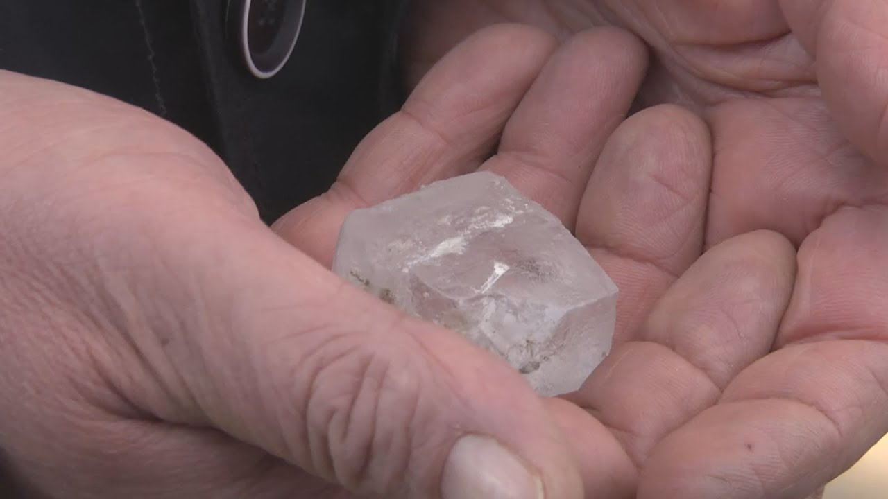 ZNALEZIONO JEDEN GIGANTYCZNY DIAMENT