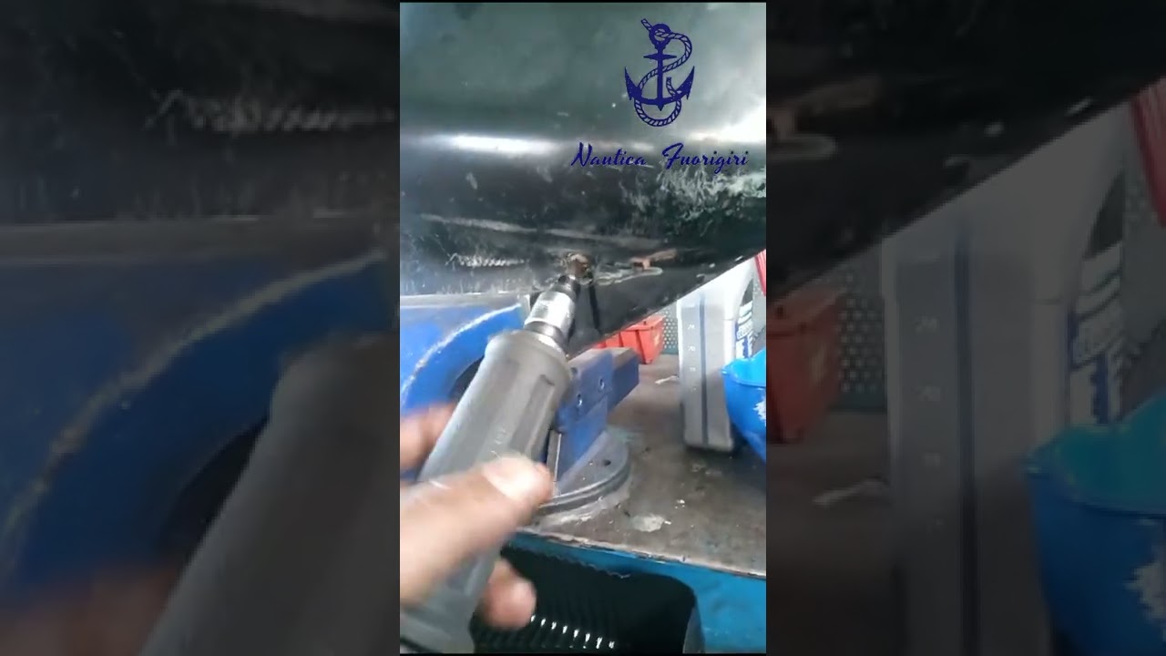 Acqua nel olio del piede. Attenti a chi vi rivolgete per fare le manutenzioni