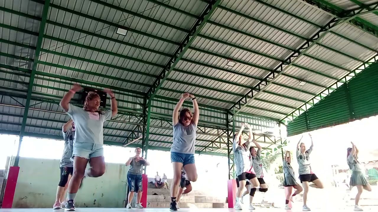 Sunday Afternoon FitBeat Fusion Dance Workout Mahal Ka Sa Akin by Coach Carlo 03/08/26