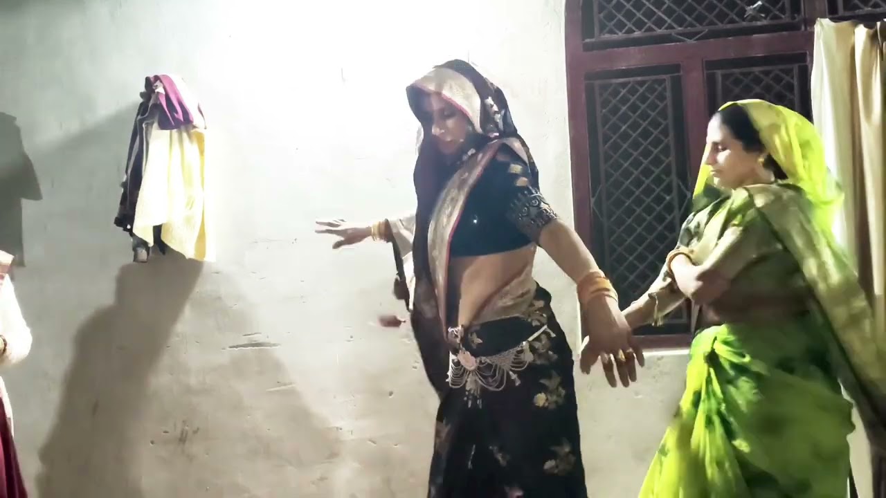 देहाती कृष्ण भजन : तू बस गयो कितनी दूर : dehati krishna bhajanY· राधा कृष्ण भक्ति प्रेरणा 2 Feb 2026