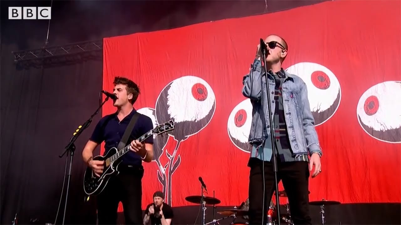 Circa Waves - Fire That Burns Ft. Alex Trimble from TDCC (Reading Festival+Leeds Festival)
