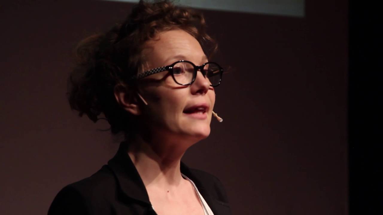 Il Curatore | Frida Carazzato | TEDxBolzano