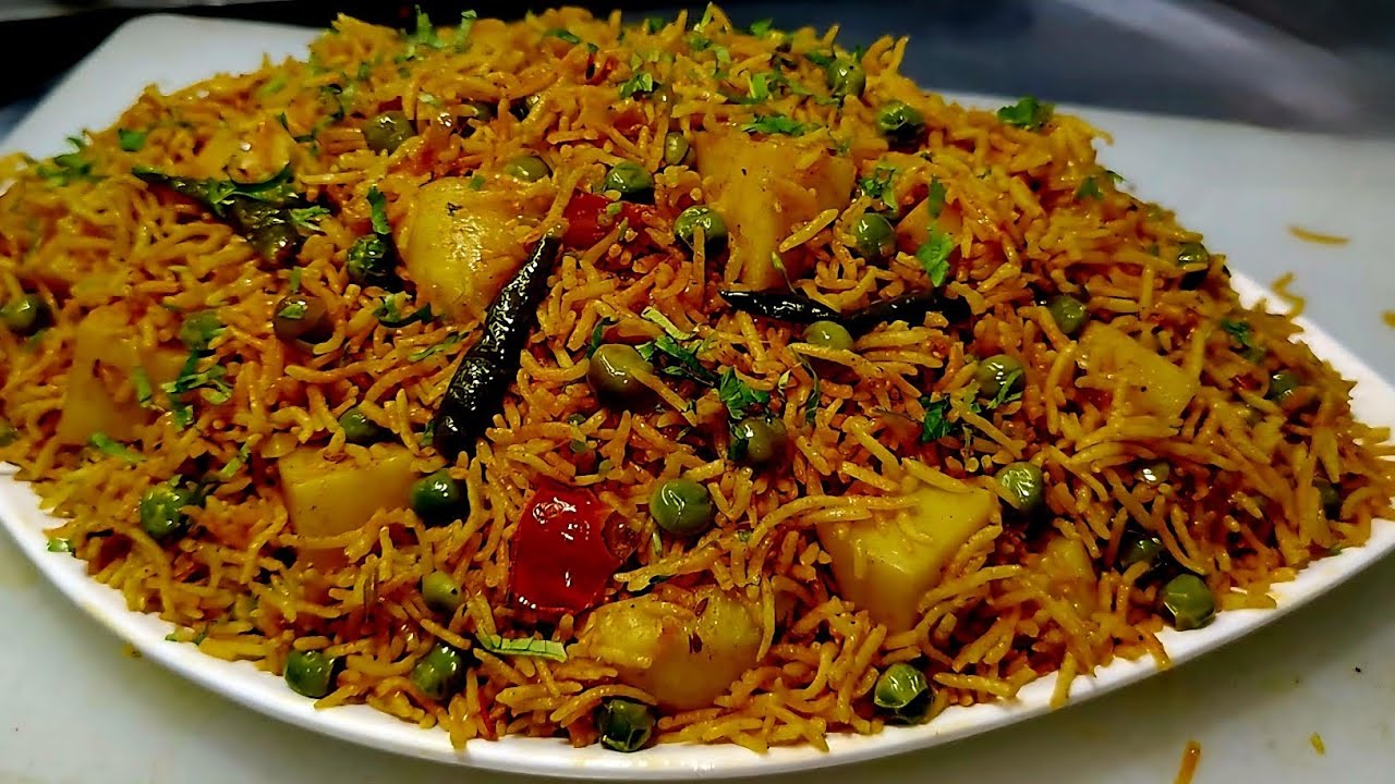 Chatkhara aloo matter recipe by kitchen with farzana 