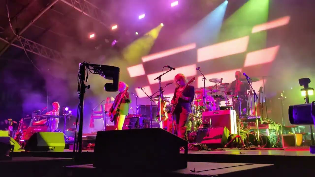 Pulp - Disco 2000 (live @ Sidney Myer Music Bowl, Melb, Mar 2026)