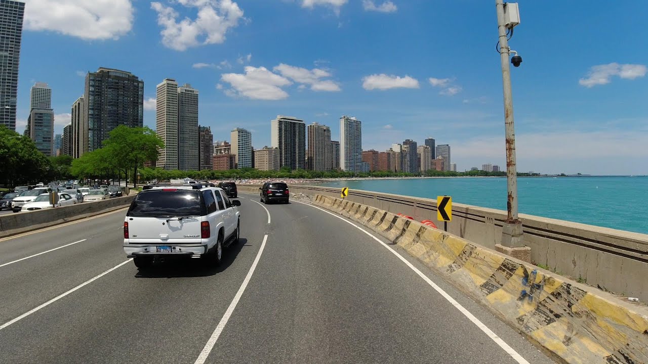 Driving Northbound On Lake Shore Drive - 4K