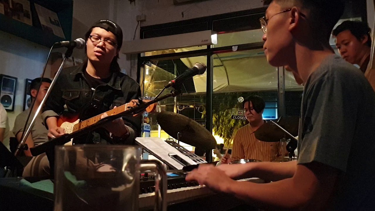 Sunday Morning - Jazz Happens