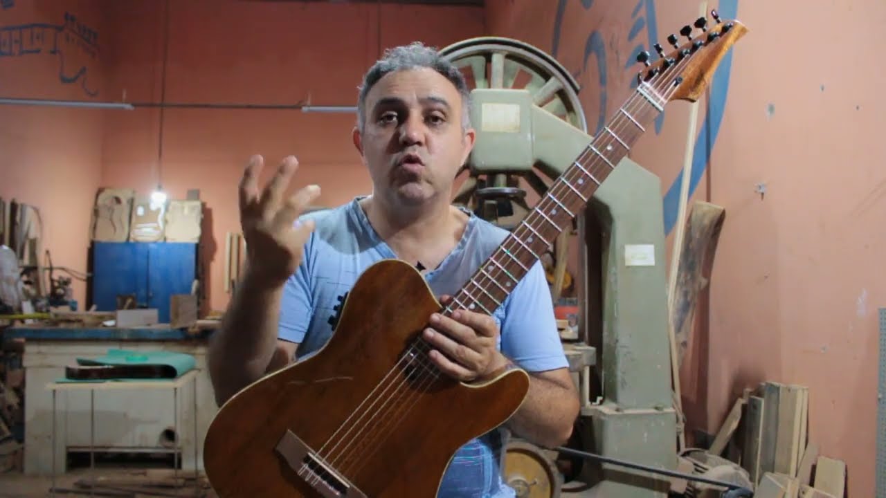 Viol&atilde;o semi solido, qual a sua duvida ?