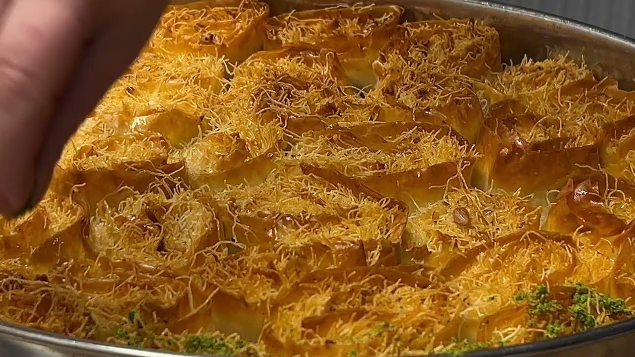 ПАКЛАВА С КАДАЙФОМ И ГРЕЦКИМИ ОРЕХАМИ