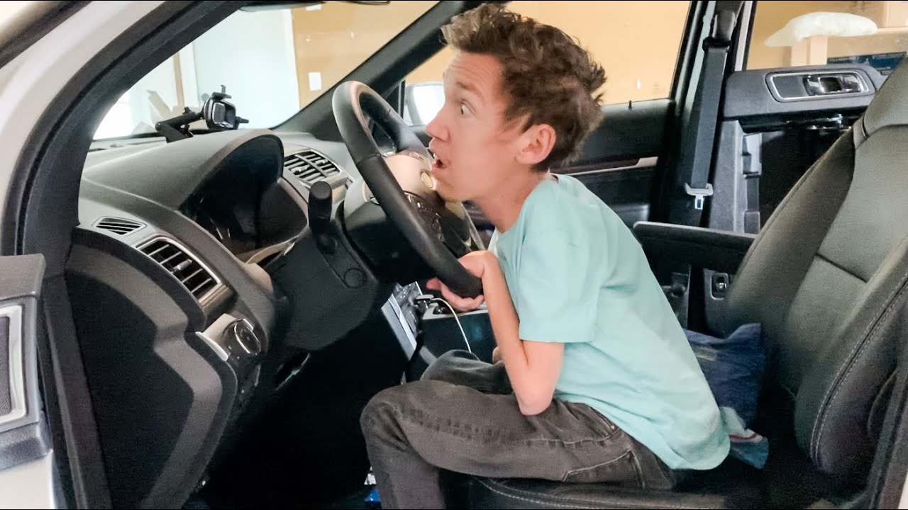 Shane Drove Our Car and Broke His Thumb / Squirmy and Grubs