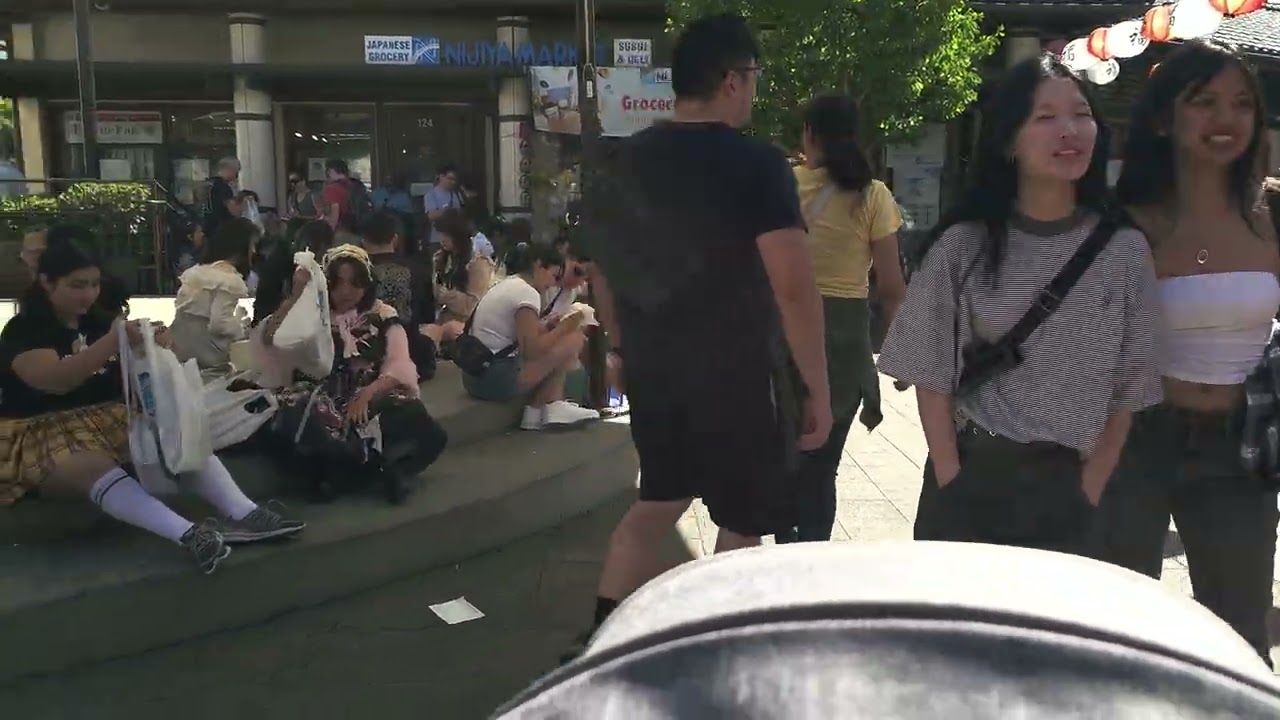 Walking in The Little Tokio , Los Angeles  California 