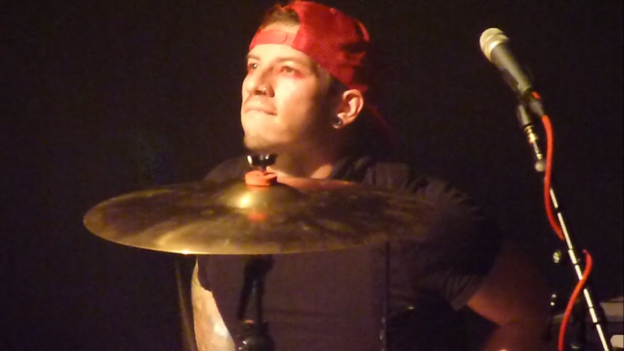 Twenty One Pilots-House Of Gold+We Don't Believe What's On TV+Can't Help (Live@Shepherd's Bush)