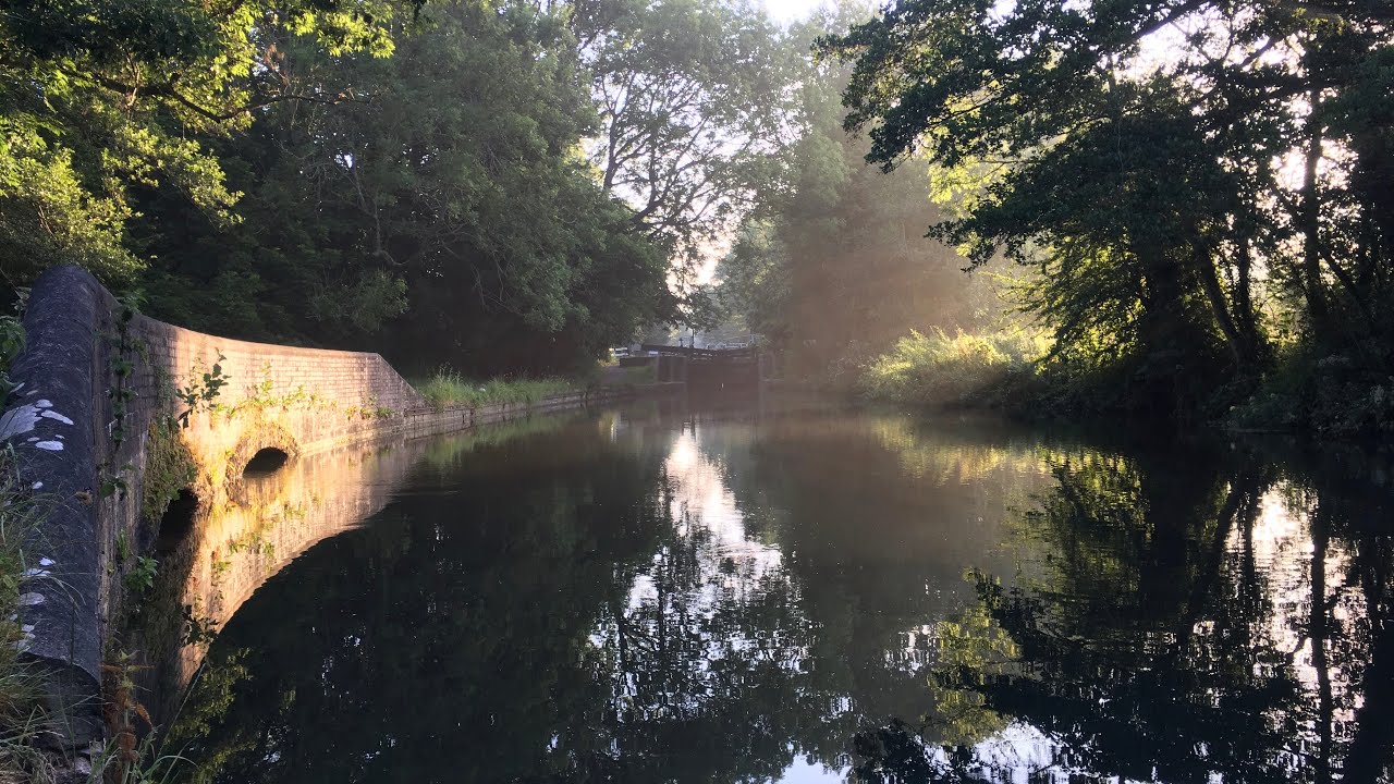 Jorja #4 Two days cruising on a narrowboat from Bulls Bridge London to Hemel Hempstead. 22 Locks.