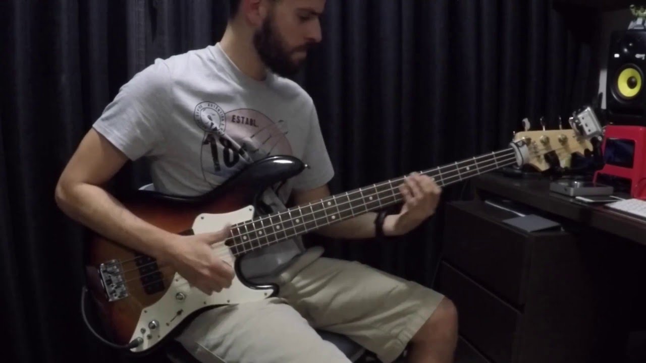 Fender Roscoe Beck IV Signature Bass [Demo]