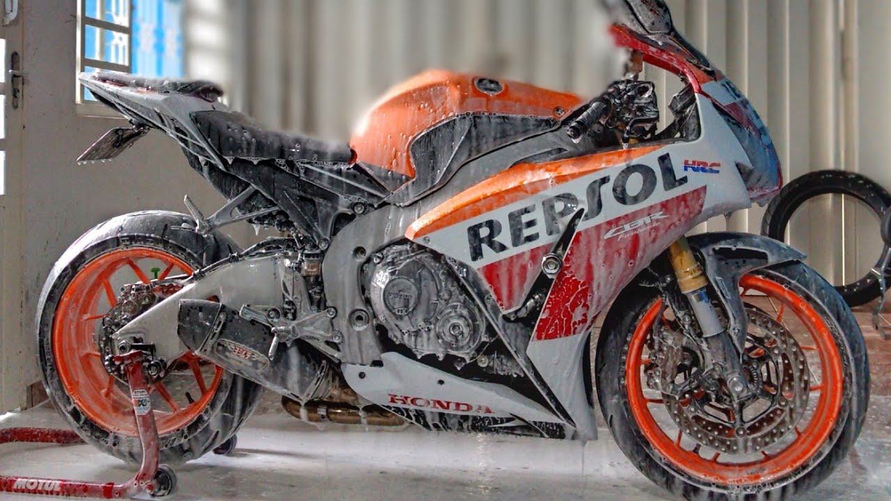 LAVANDO CBR1000rr REPSOL 'Marc Márquez' - CANHÃO DE ESPUMA
