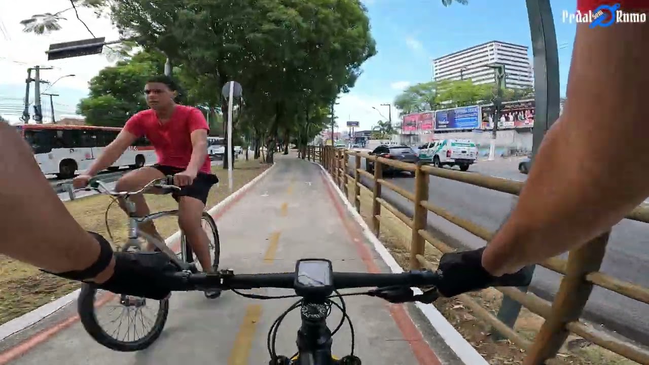 Pedalando num bate volta até a PÇA CENTENÁRIO. Pedal Sem Rumo 