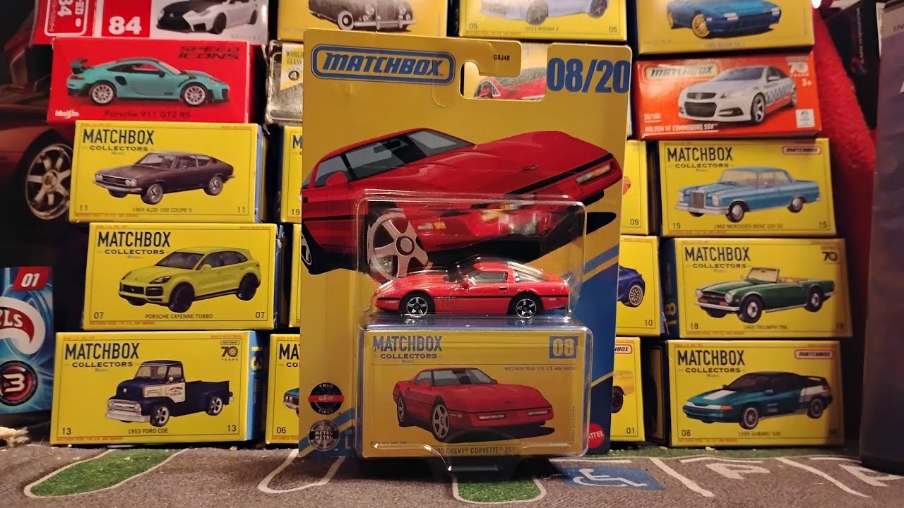 Unboxing a 1990 Chevrolet C4 Corvette ZR1 from the Matchbox Collectors series.