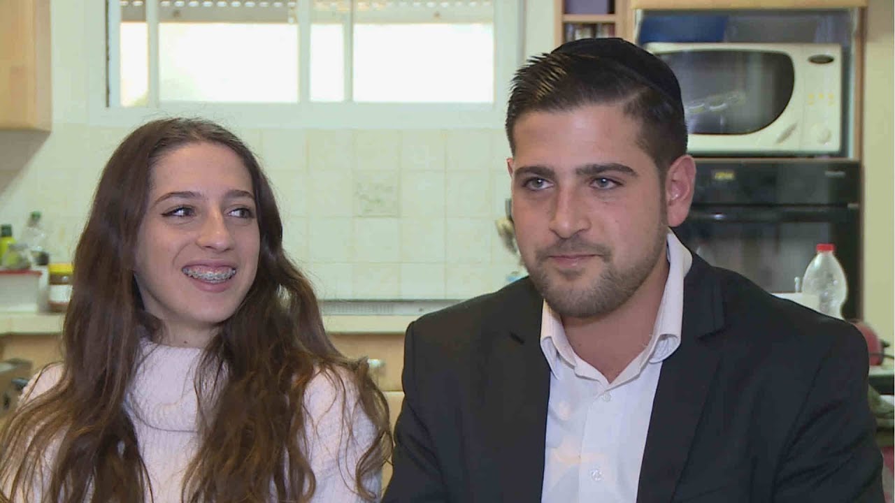 ריקוד לנשים בלבד: מחוות הרקדניות לחברה שחזרה בתשובה | מתוך חדשות הערב 17.01.18