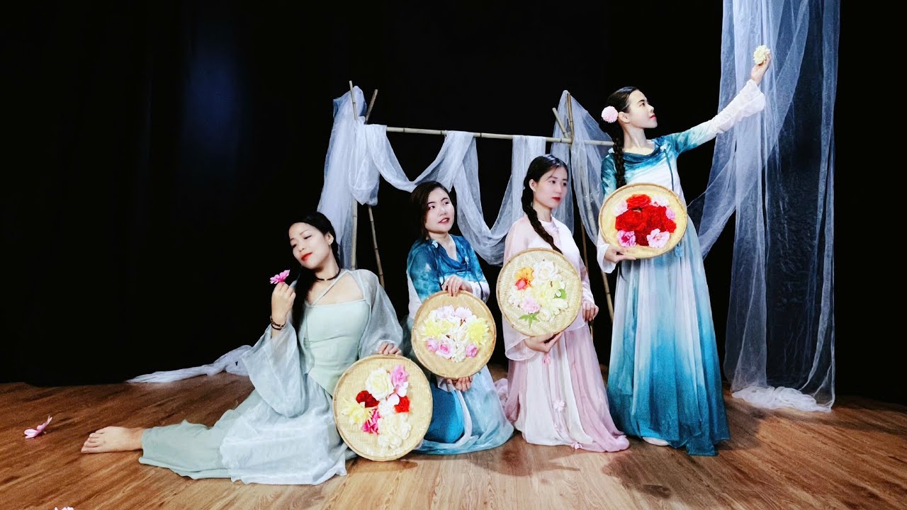 Hoa Trà Nở Rồi - Vương Duệ Trác #茶花开了 #王睿卓 #lylytapmua #muatrunghoa #thonnu #muadoi #xuhuongyoutube