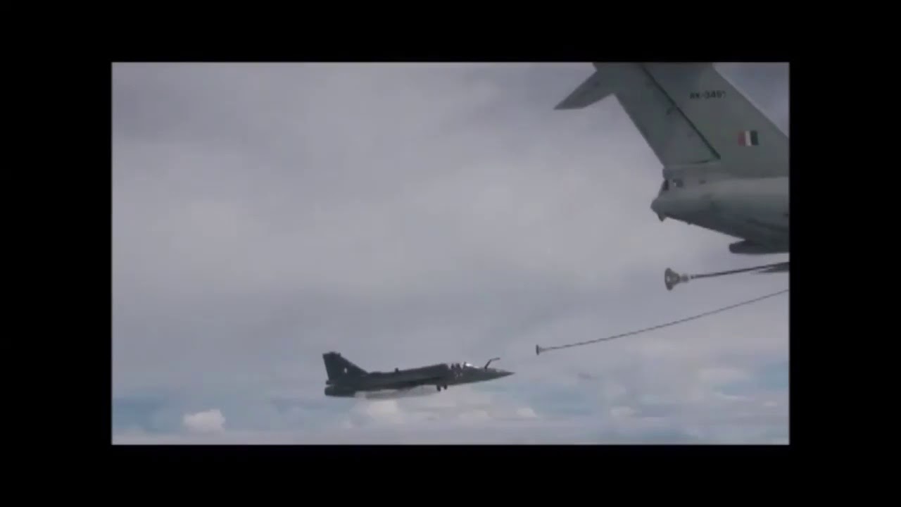 LCA Tejas maiden air to air refueling from IL-78 tanker