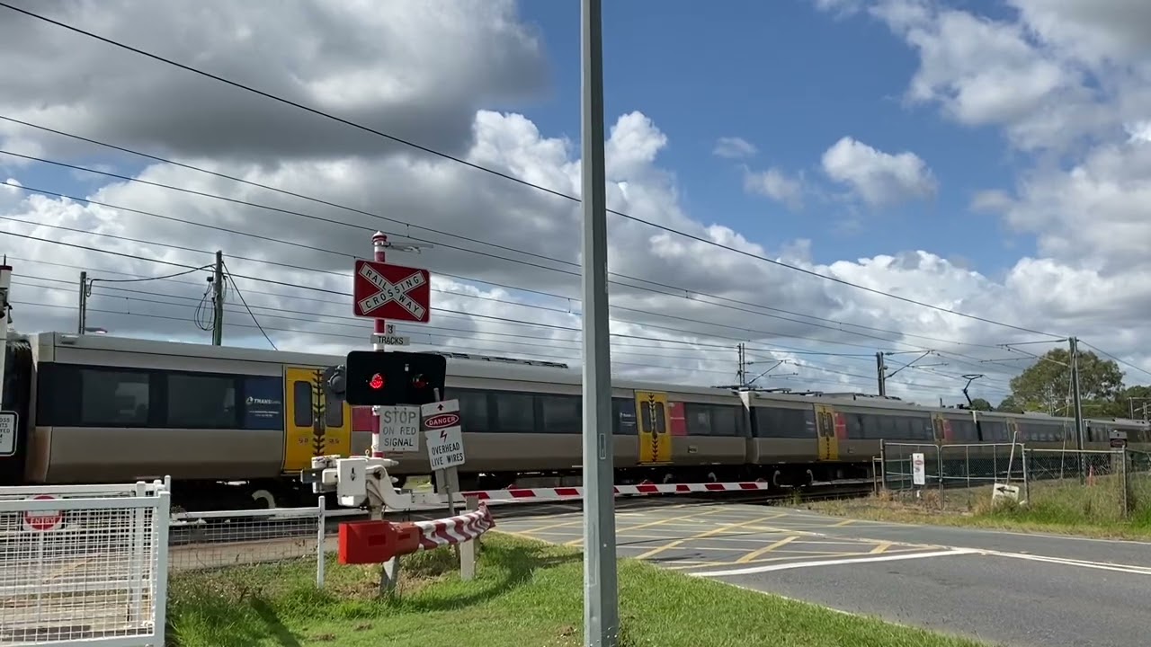 Railway Crossing 0616 | Beams Road | Carseldine |