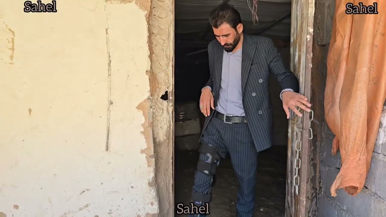 A lonely engineer Babazadeh, nomad, finding Reza and taking his grandfather to the hospital By Saif