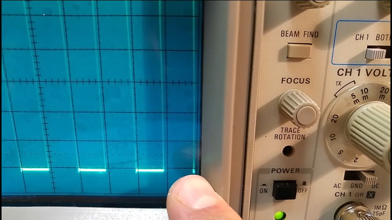 ManCave 004 - Tektronix 2201 Oscilloscope Calibration After Repair HD