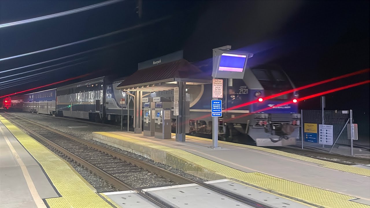 4 trains 🚂 in MOORPARK 