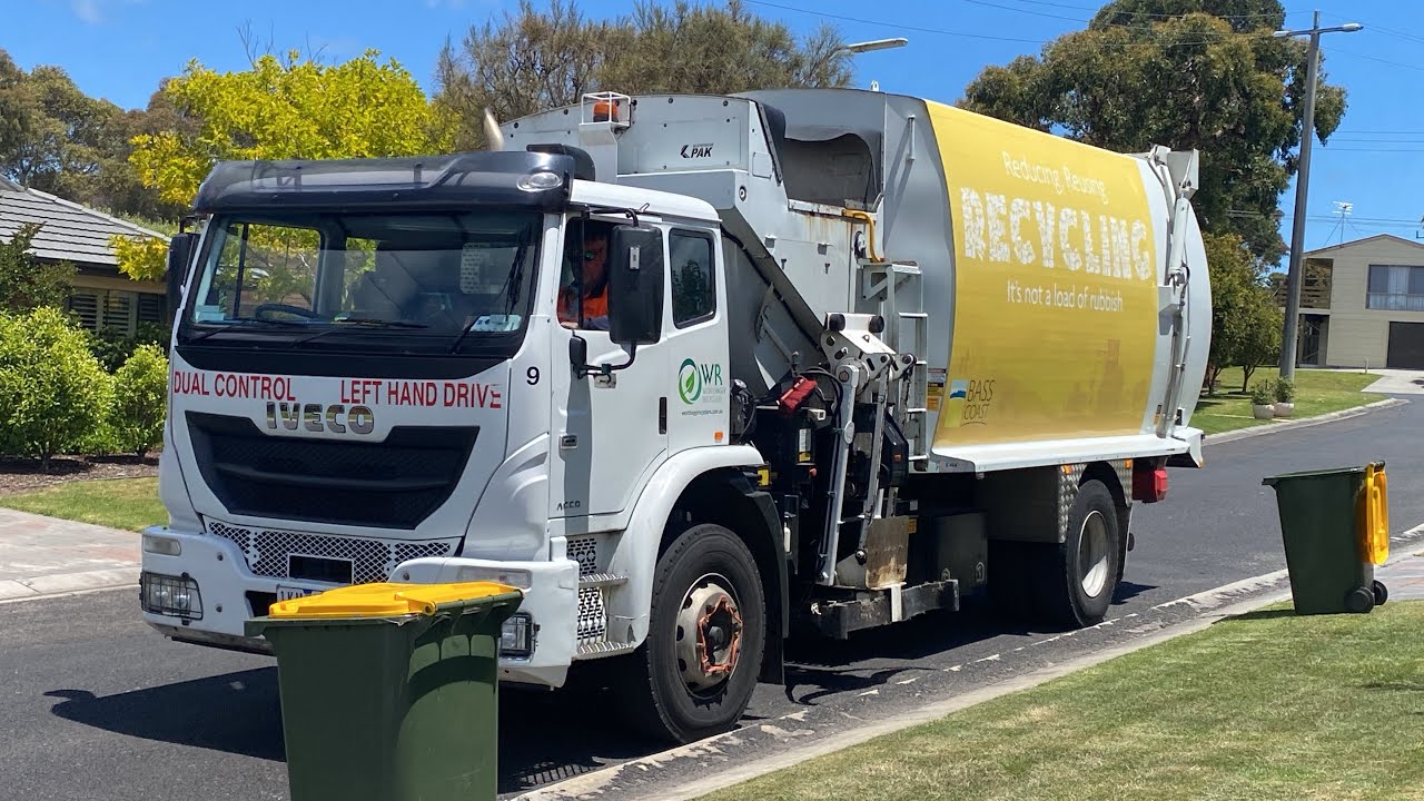 Bass Coast Truck 9 (Recycle)