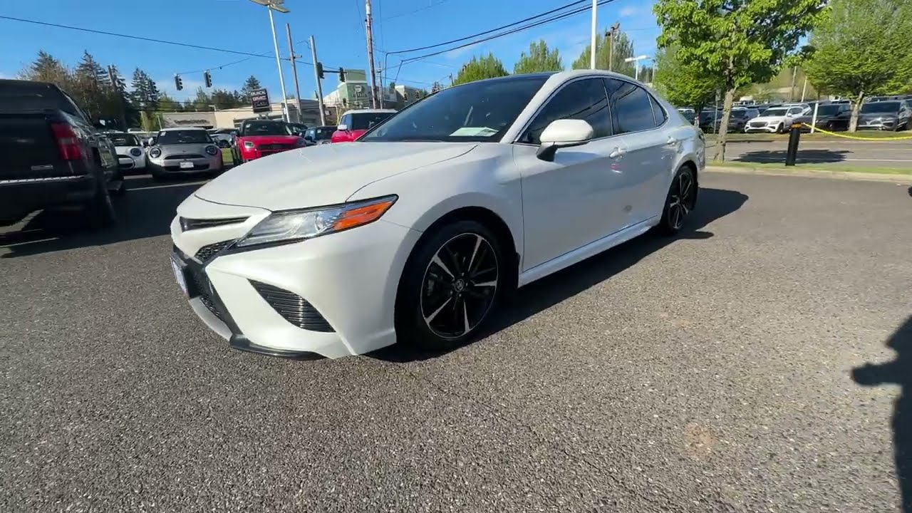 2020 Toyota Camry XSE FWD