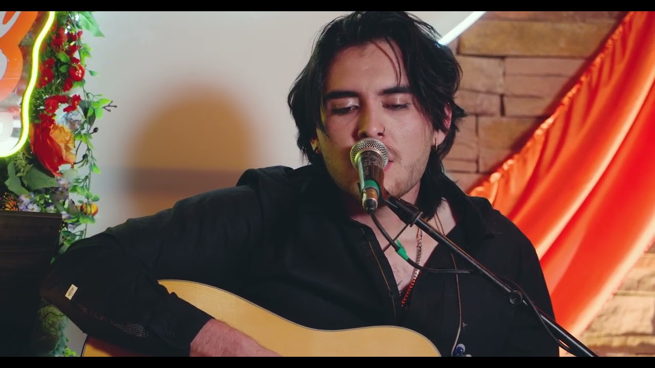 ​ @davidzambrano4076   Tertuliando Ando / Concierto acústico en vivo