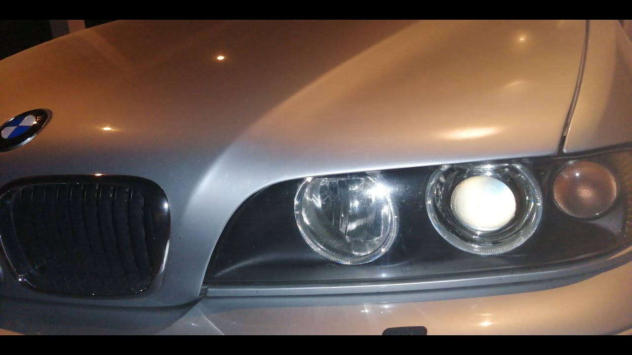 WYMIANA ŻARNIKA D2S KSENON BMW e39, REPLACING THE BMW e39 XENON BULB D2S