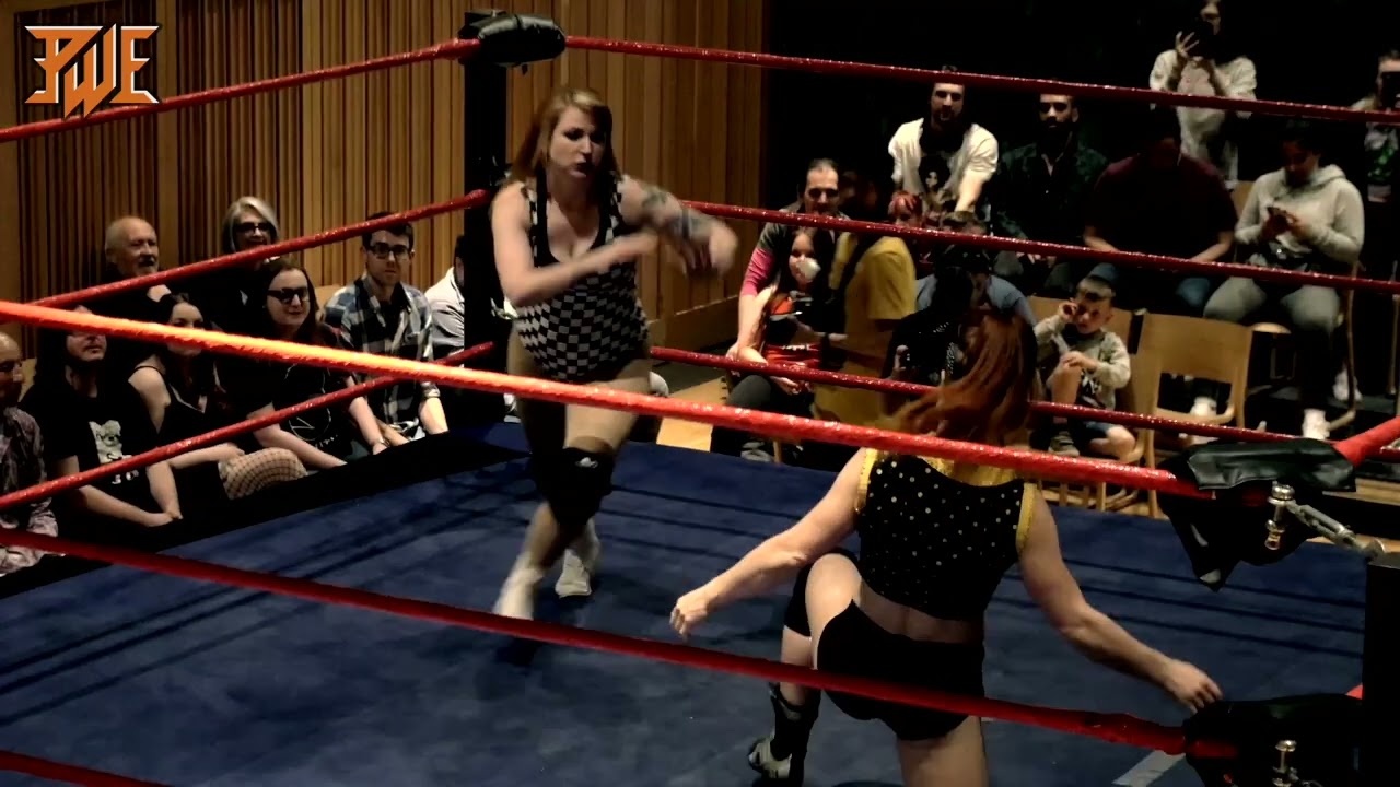 [FULL MATCH] Kelly Van Ness vs. Rita Slayworth - Rasslin' Bunch, 21st May 2022
