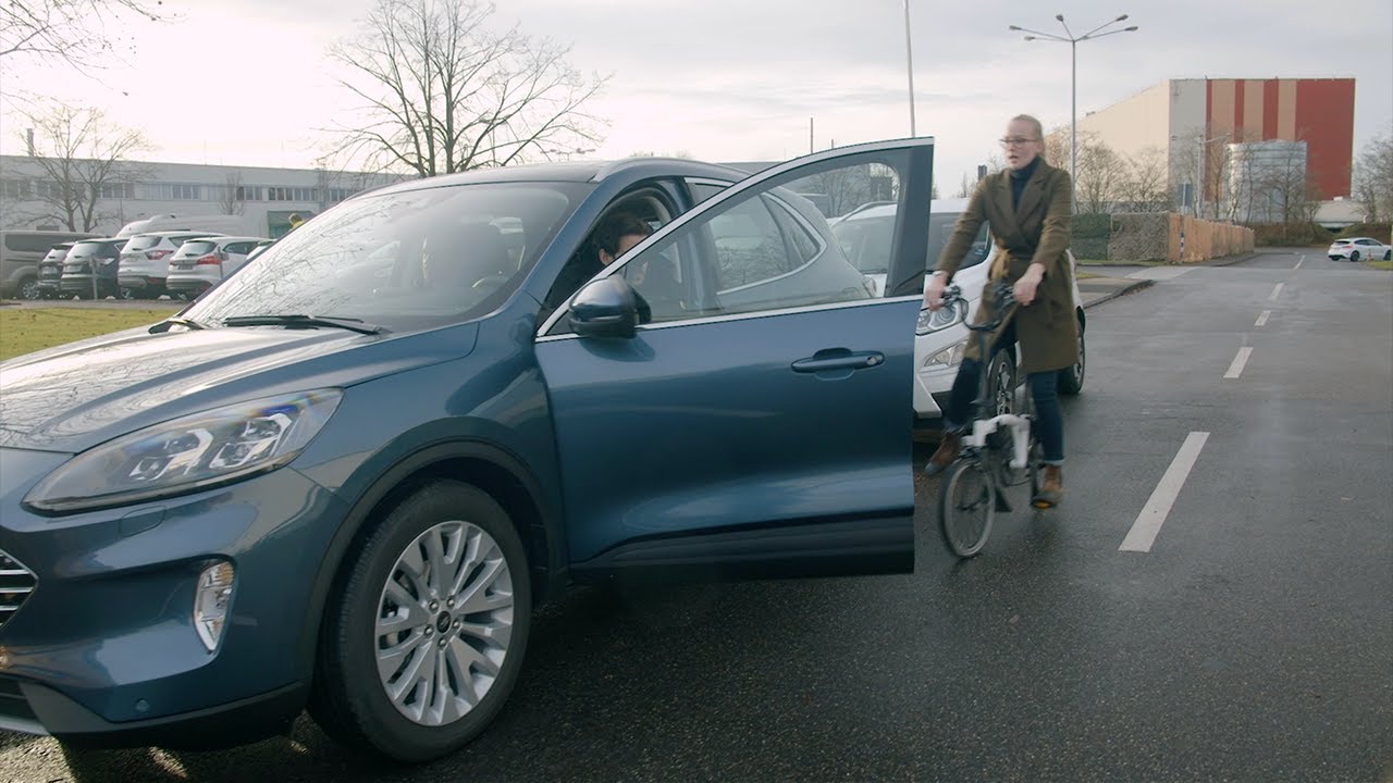 New Car Tech Could Help Stop Drivers &lsquo;Dooring&rsquo; Cyclists
