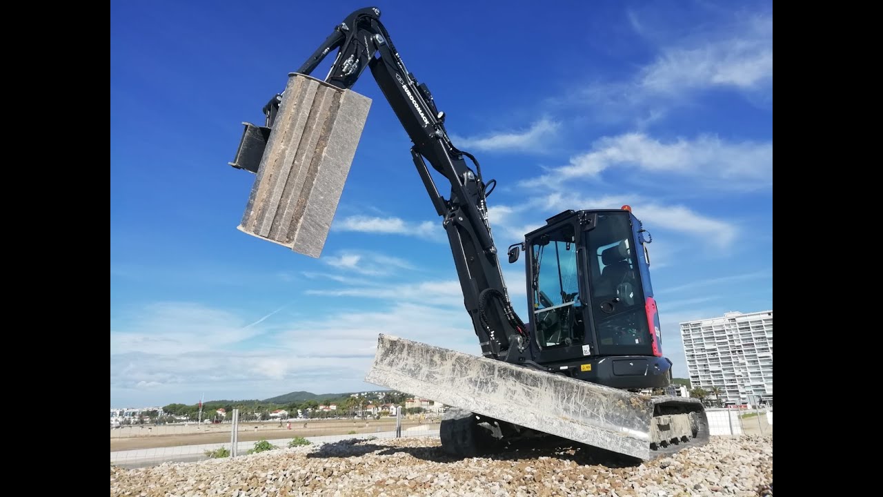 EUROCOMACH 65TR ANGLEDOZER  TILTDOZER, + TILT EN BRAZO