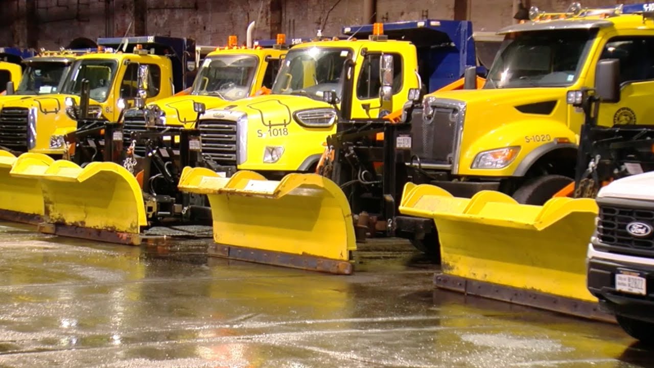 'Snow is coming': City of Buffalo preparing for lake effect snow
