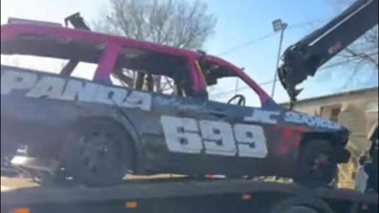 Unlimited Bangers  and 1600 Bangers Arlington raceway pitwalk 27/12/25