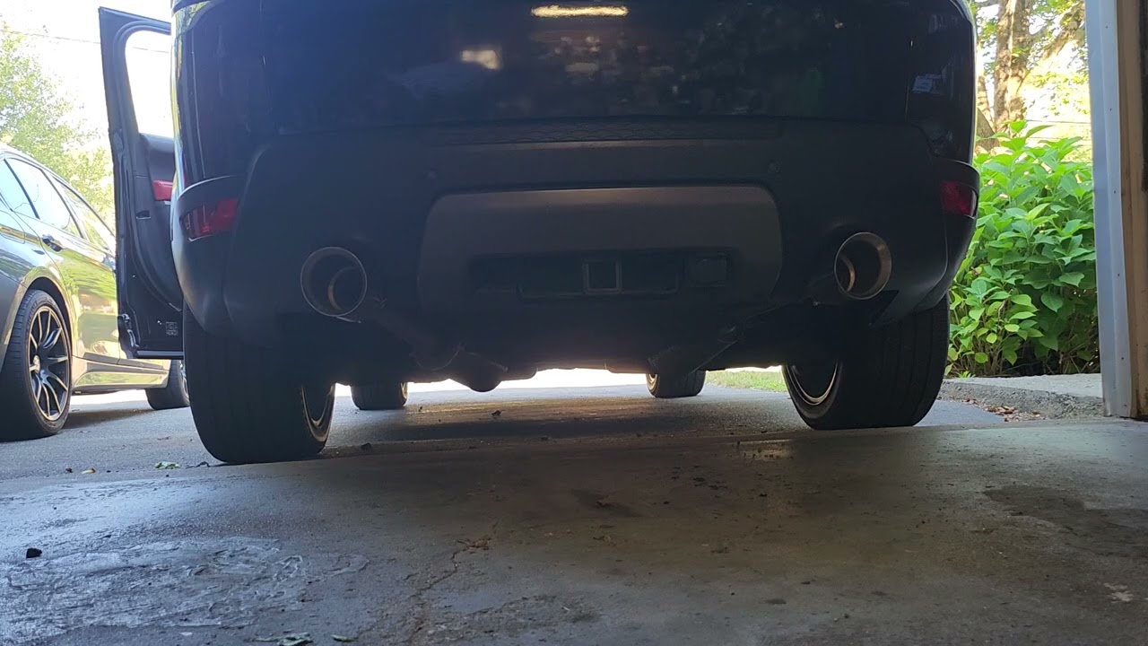 2016 Range Rover sport Supercharged V8. Upgraded Exhaust!!