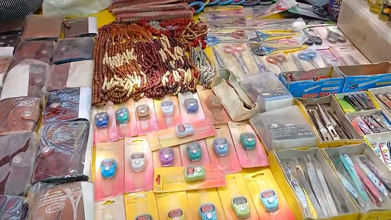 National accessories at sale point F-10/2 Tariq Market Islamabad Pakistan / Торговая точка Исламабад