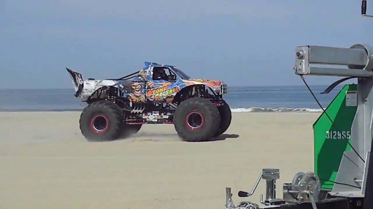 Stone Crusher 2011. Monsters on the Beach, Virginia Beach [HD]
