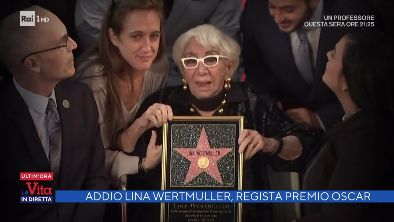 Addio a Lina Wertmuller, regista premio Oscar - La vita in diretta 09/12/2021